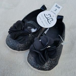 Girl's Baby Glitter Flower Sparkle Crib Shoes